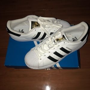 Adidas Superstar Sneakers